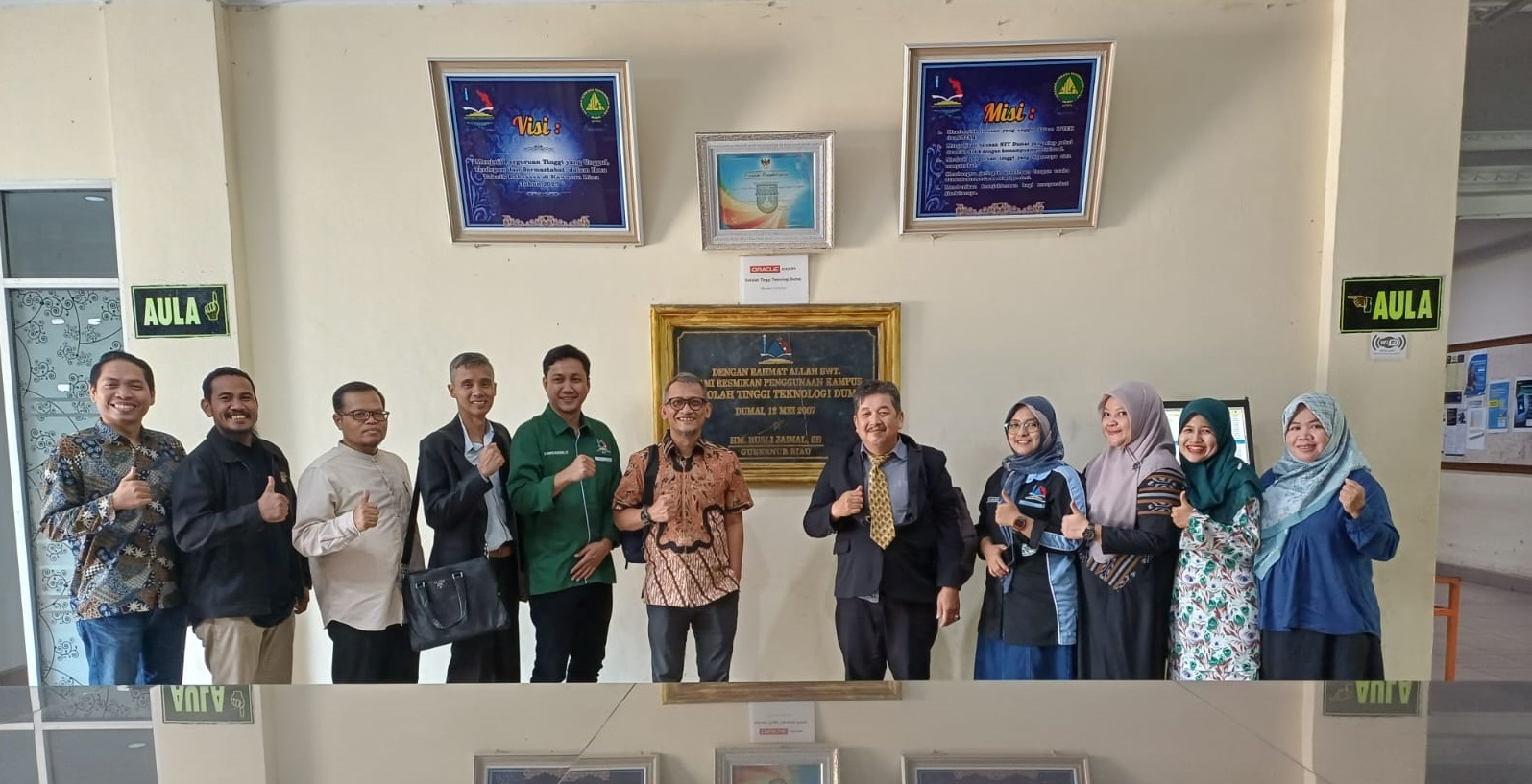 Tim Pascasarjana UNAND Kunjungi STT Dumai untuk Kegiatan Pengabdian Masyarakat Bertema AI